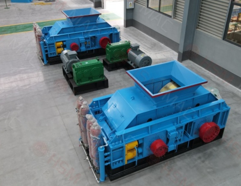 高硬度大型礦石破碎機